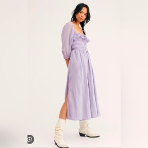 Lilac romantic midi dress